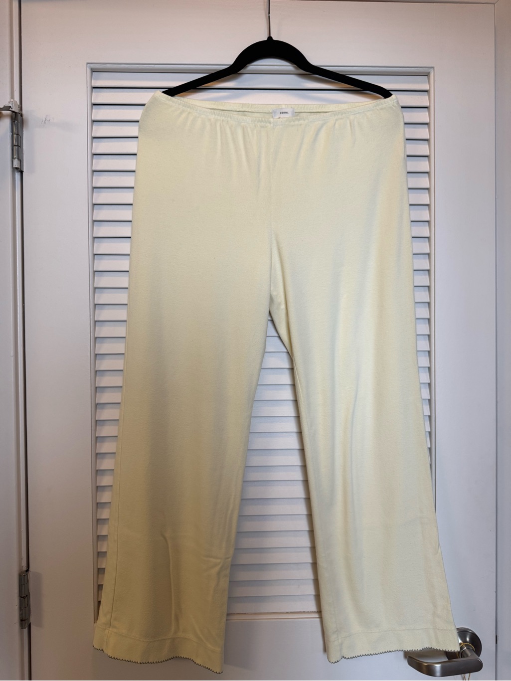 Donni Baby Rib Scallop Contrast Pant